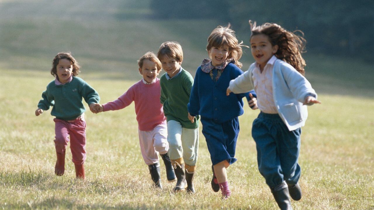 Educational Philosophies for Homeschool Kids Playing Educational Philosophies for Homeschool Kids Play